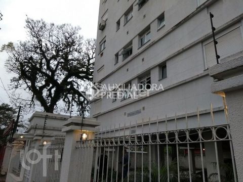 Image 5 - 878645