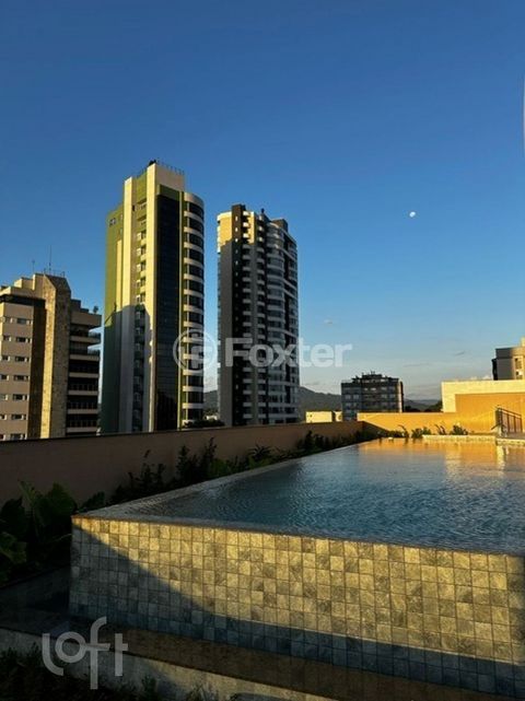Image 3 - 878653