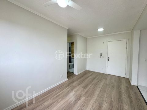 Image 7 - 878660