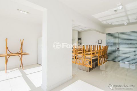 Image 6 - 878665