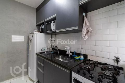 Image 8 - 878666