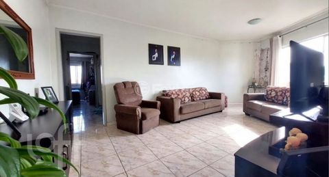 Image 6 - 878668