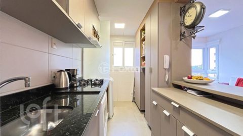 Image 13 - 878669