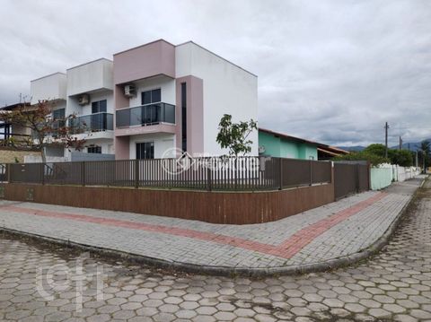 Image 15 - 878672