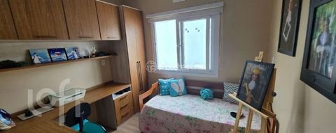 Image 16 - 878684