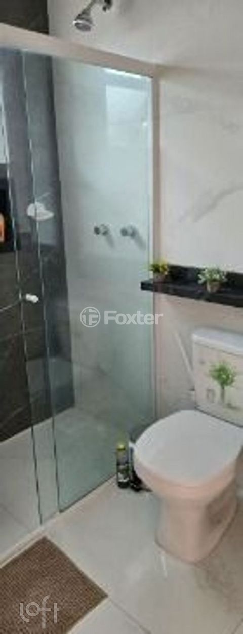 Image 8 - 878684
