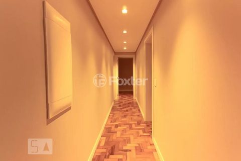 Image 9 - 878686
