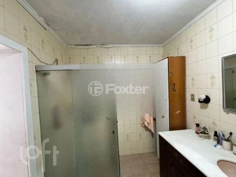 Image 8 - 878687