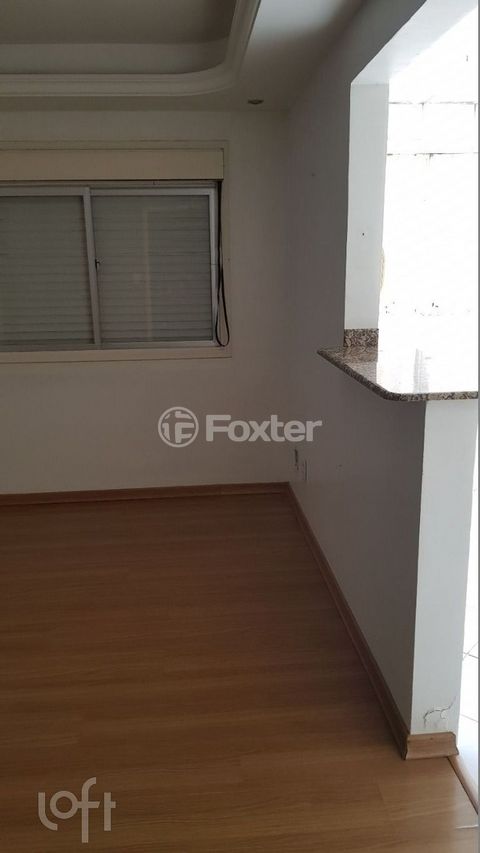 Image 6 - 878690