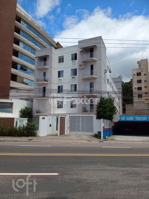 Image 11 - 878691