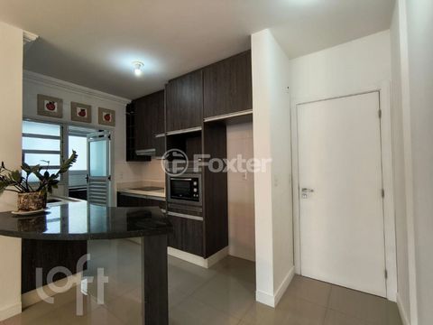 Image 7 - 878697