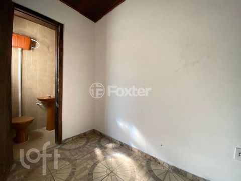 Image 4 - 878712