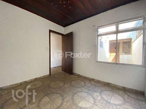 Image 7 - 878712