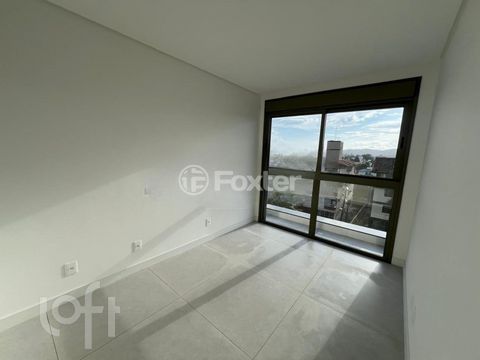 Image 5 - 878739