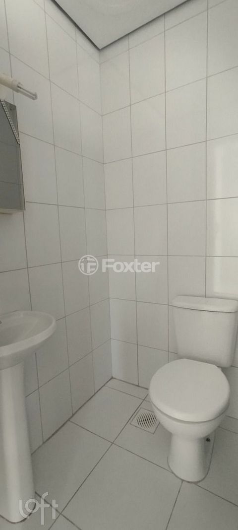 Image 3 - 878745