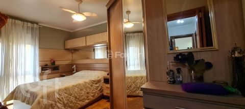 Image 8 - 878748