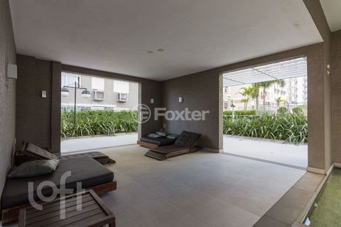 Image 17 - 878825