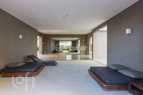 Image 16 - 878825