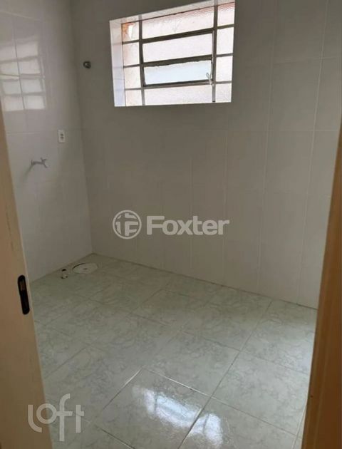 Image 6 - 878835