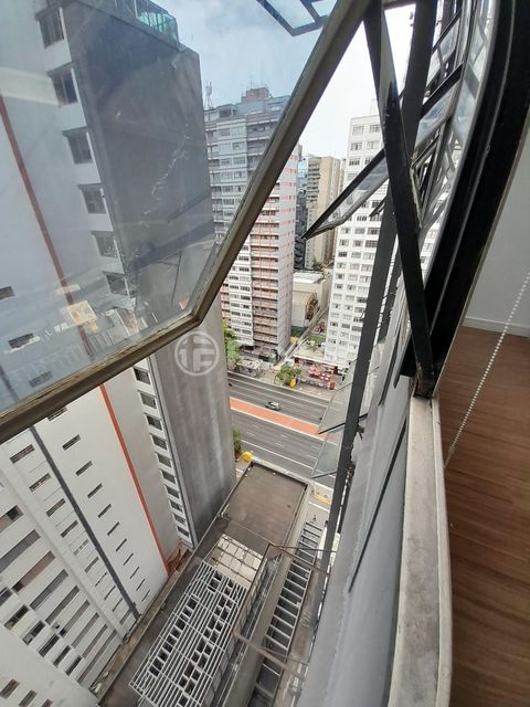 Image 2 - 878839