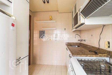 Image 7 - 878844
