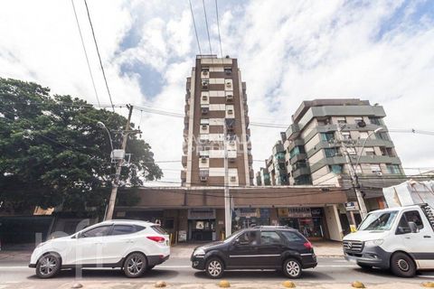 Image 8 - 878844