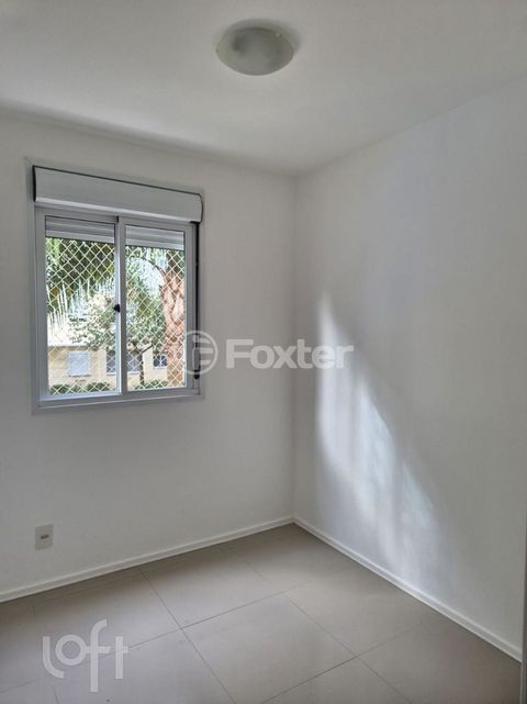 Image 7 - 878866