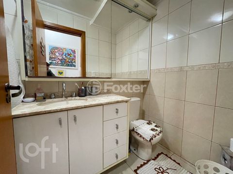 Image 8 - 878871