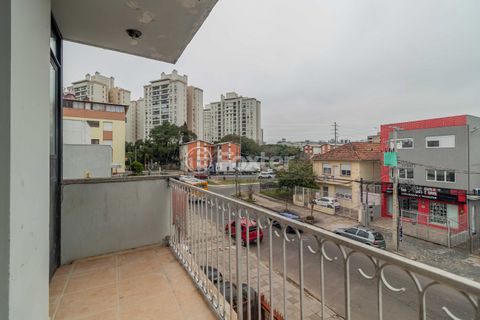 Image 3 - 878900