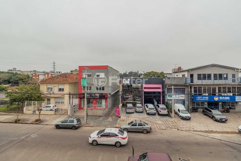 Image 7 - 878900