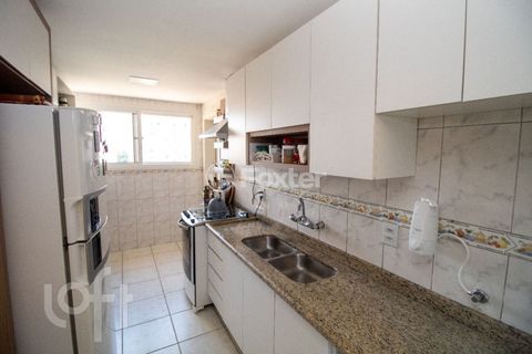 Image 12 - 878914