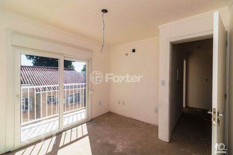 Image 19 - 878915