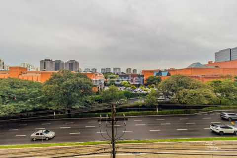 Image 7 - 878926