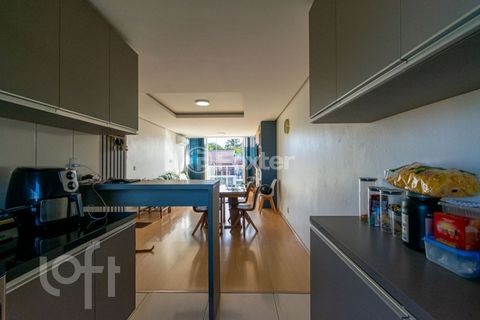 Image 17 - 878957