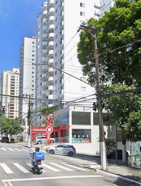 Image 3 - 878959