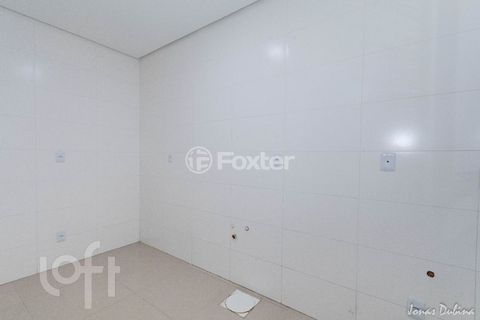 Image 5 - 878982