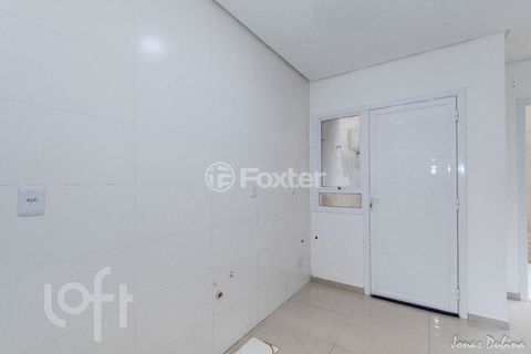 Image 9 - 878982