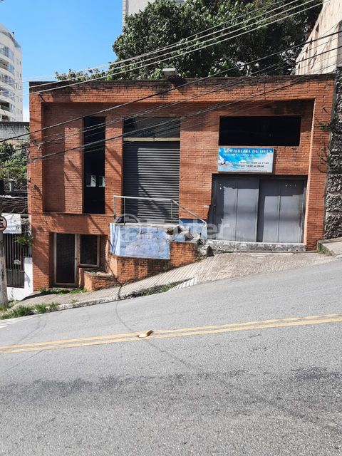 Image 0 - 878983