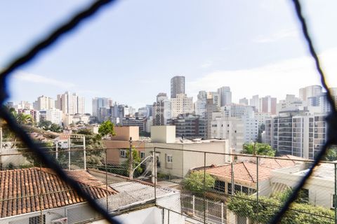 Image 16 - 878988
