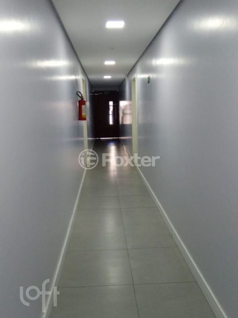 Image 2 - 878998