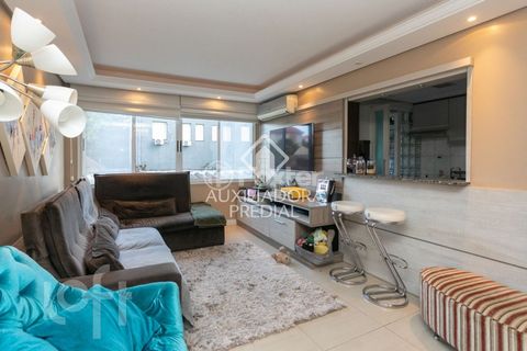 Image 1 - 879012