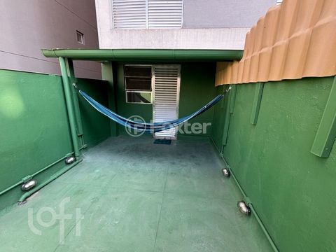 Image 6 - 879016