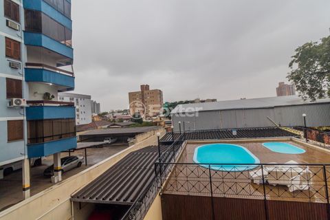 Image 10 - 879019