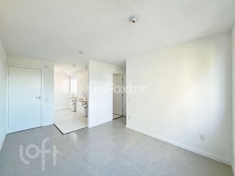 Image 3 - 879025