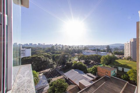 Image 3 - 879078