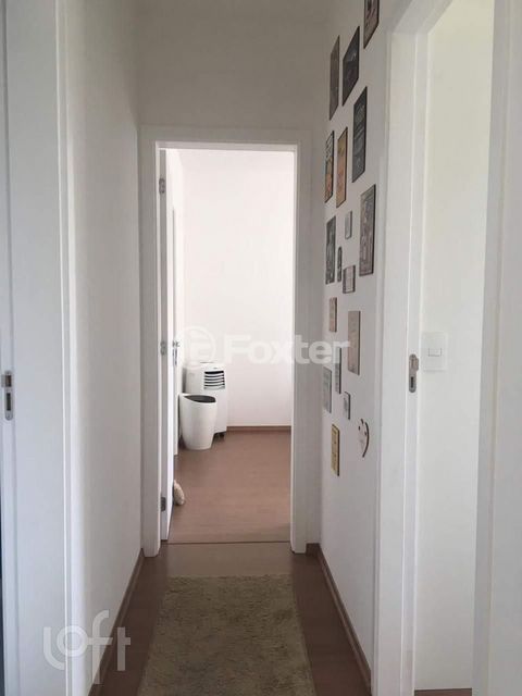 Image 4 - 879079