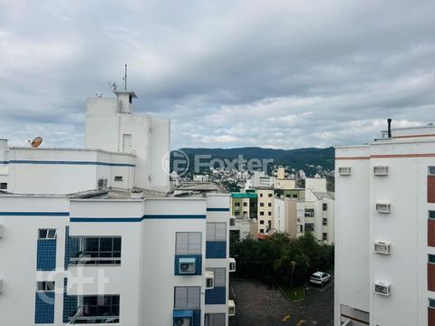 Image 8 - 879111
