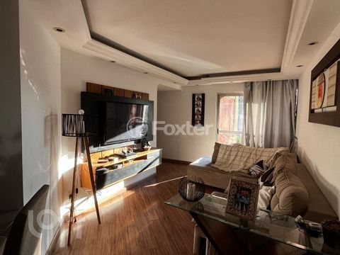 Image 7 - 879133