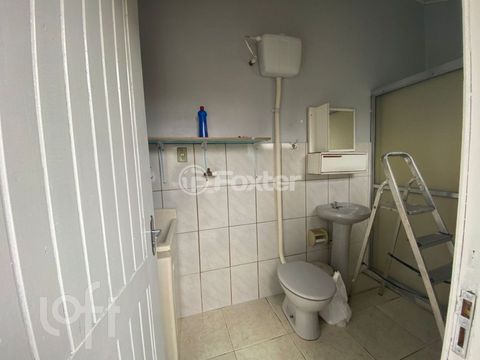 Image 8 - 879154