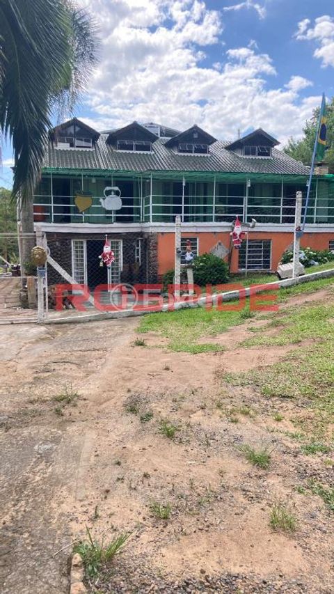 Image 1 - 879161